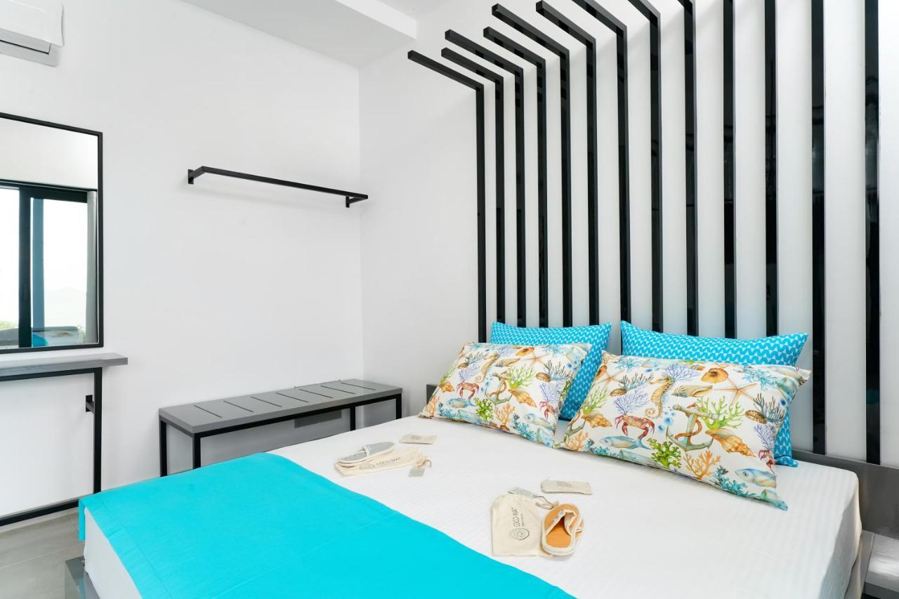 Mythodea Prive Luxury Suites Chrysi Ammoudia Luaran gambar