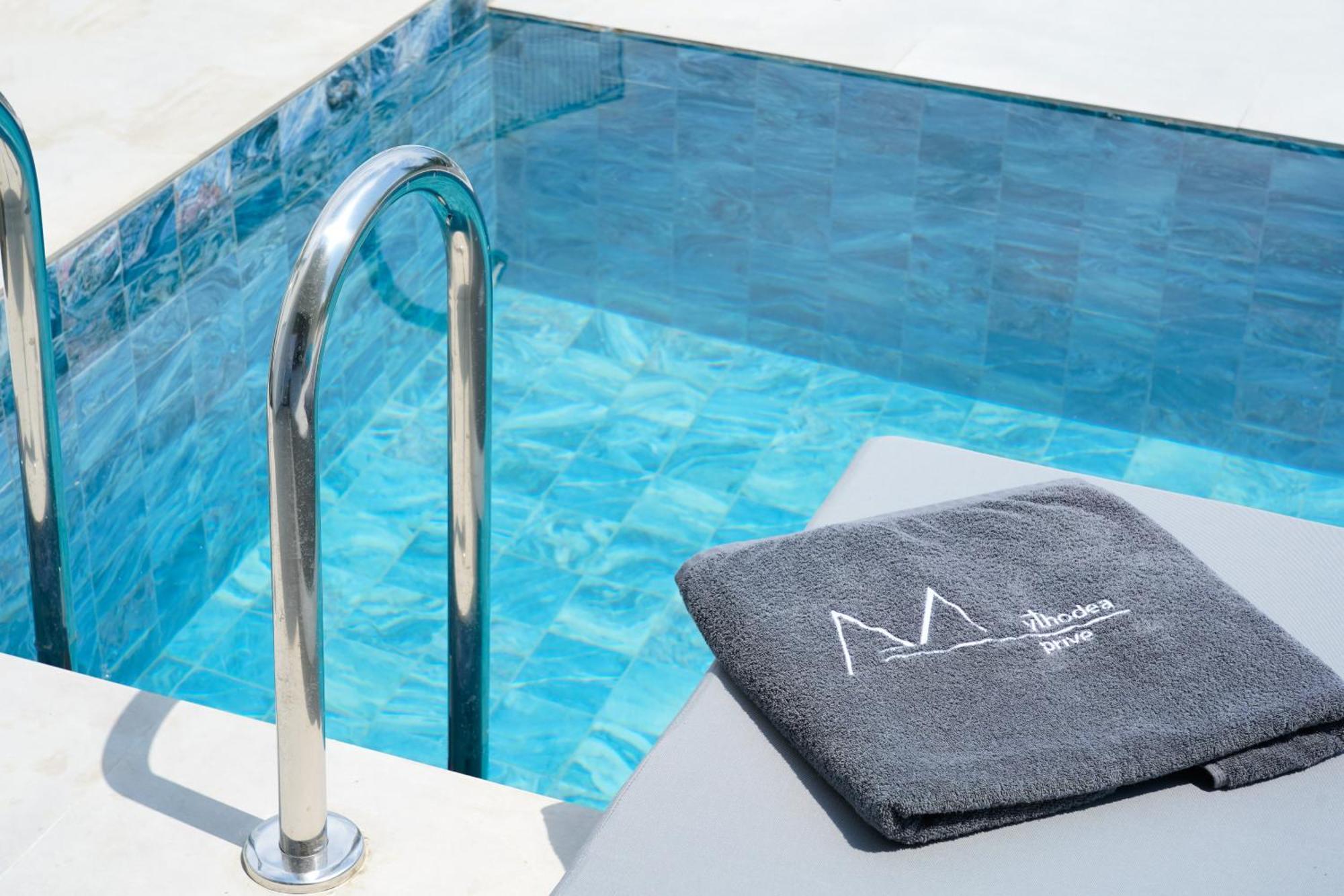 Mythodea Prive Luxury Suites Chrysi Ammoudia Luaran gambar