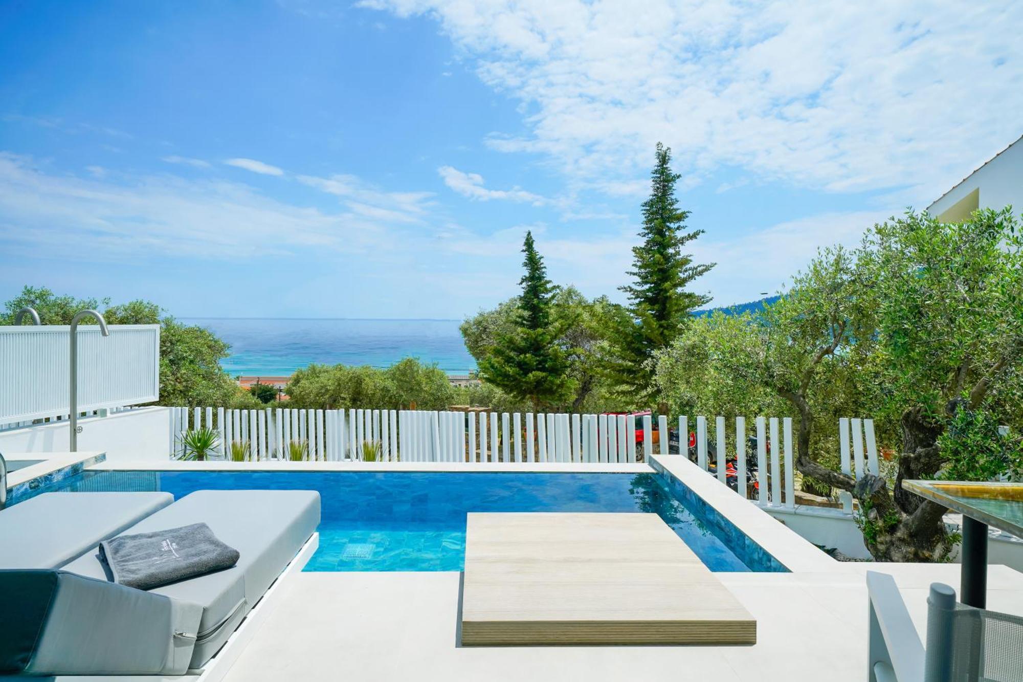 Mythodea Prive Luxury Suites Chrysi Ammoudia Luaran gambar